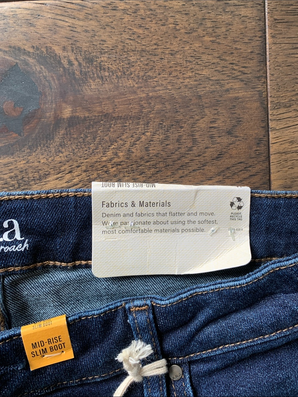a.n.a Women’s Mid-rise Dark Blue Boot-Cut Jeans. Brand New with tags. Size:14. - Picture 3 of 8